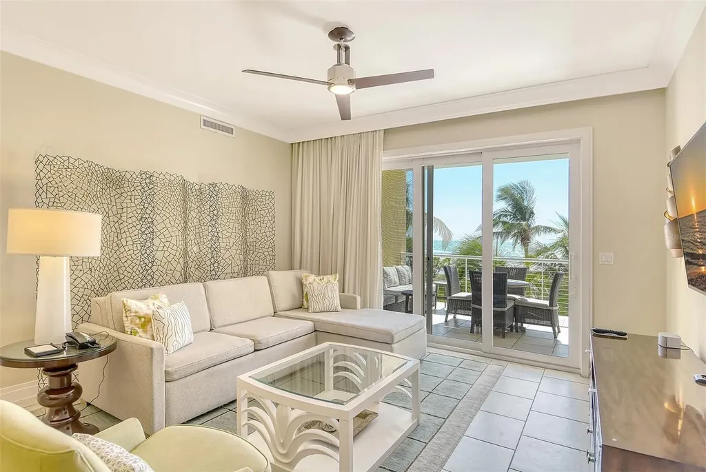 915 Seaside Drive Sarasota FL 34242