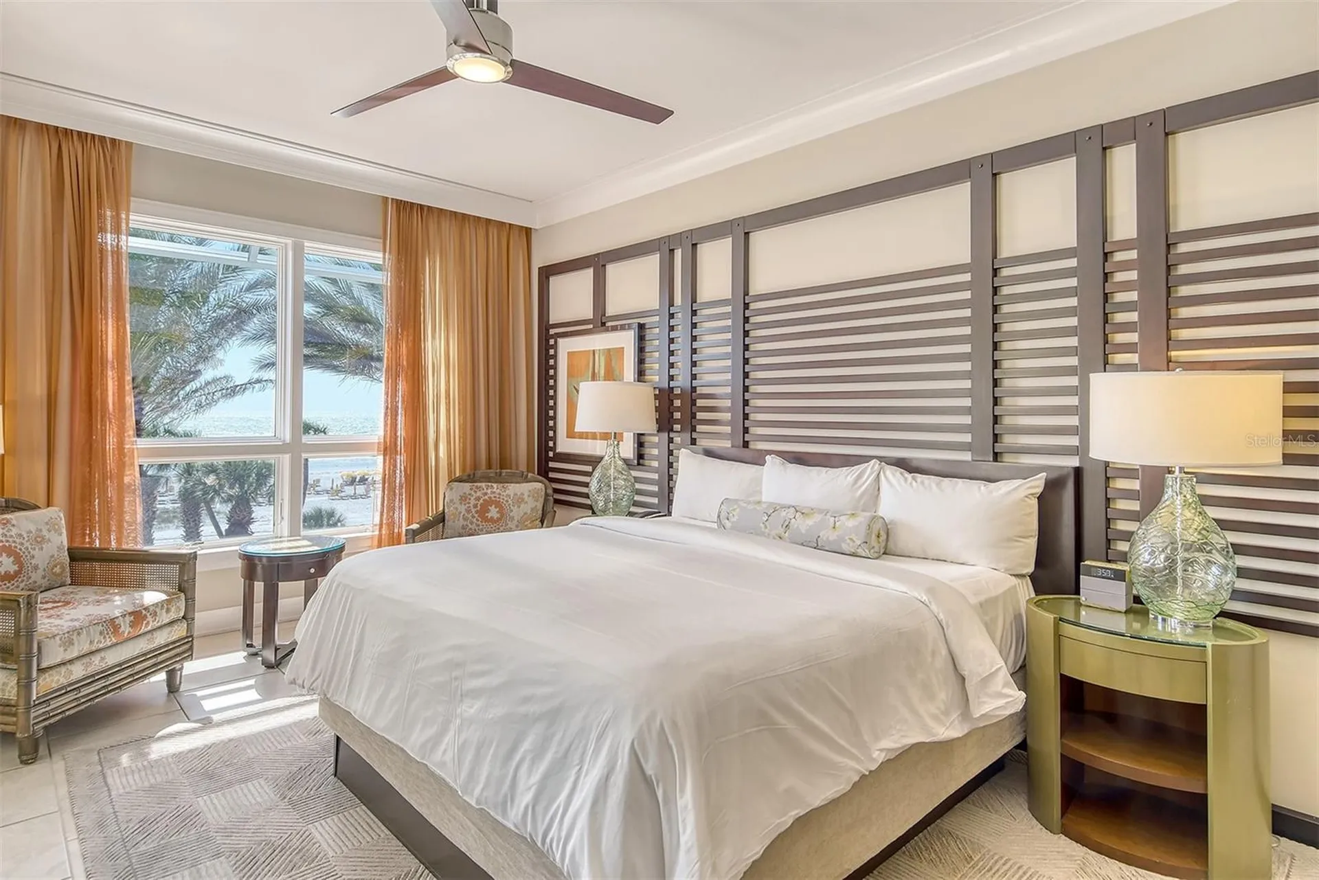 915 Seaside Drive Sarasota FL 34242