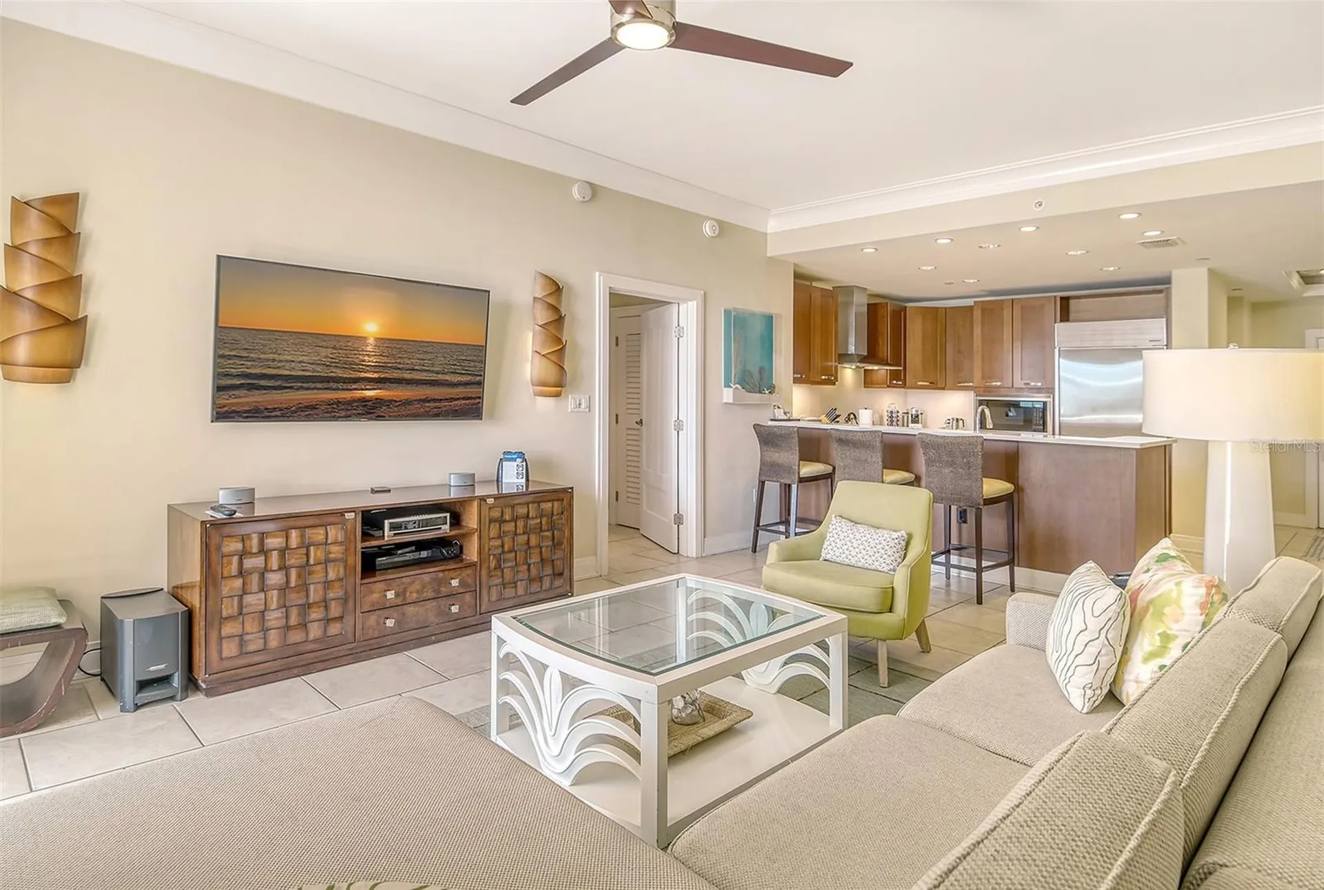 915 Seaside Drive Sarasota FL 34242