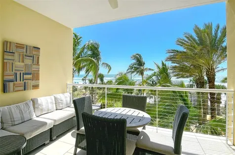 915 Seaside Drive Sarasota FL 34242