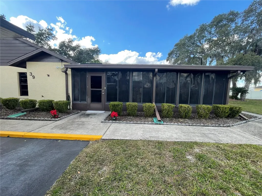 39 Kimberly Court Winter Haven FL 33880