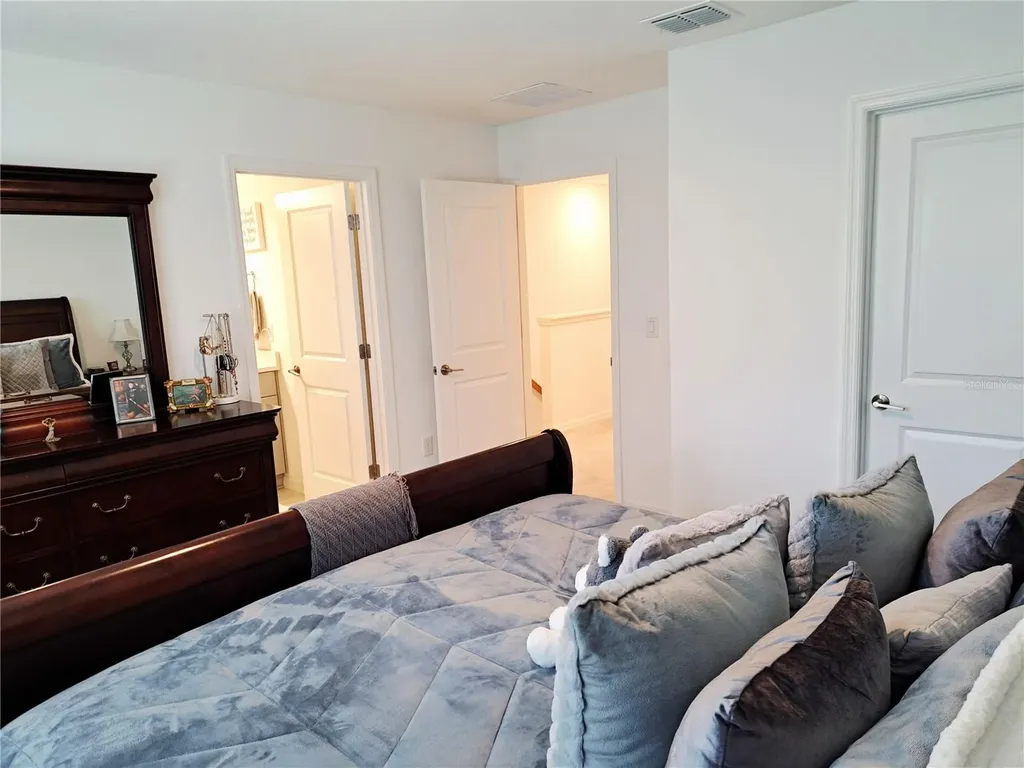 2991 Canary Avenue Davenport FL 33837
