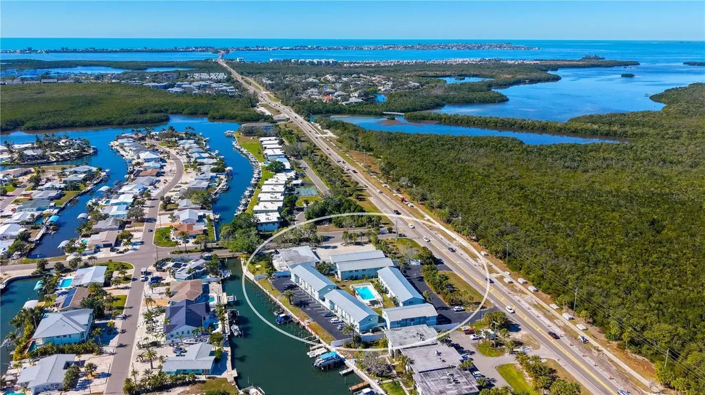 10125 W Manatee Avenue W Bradenton FL 34209