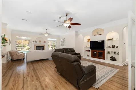 1821 SW 110th Street Gainesville FL 32607