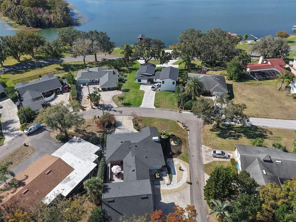 2404 Waycross Avenue Eustis FL 32726