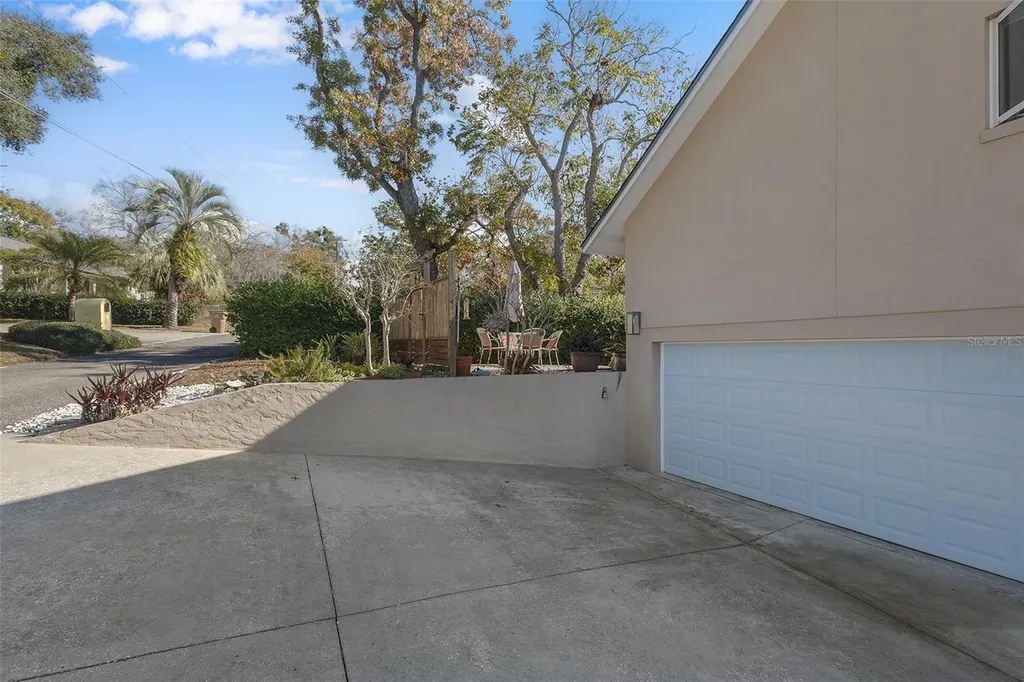 2404 Waycross Avenue Eustis FL 32726
