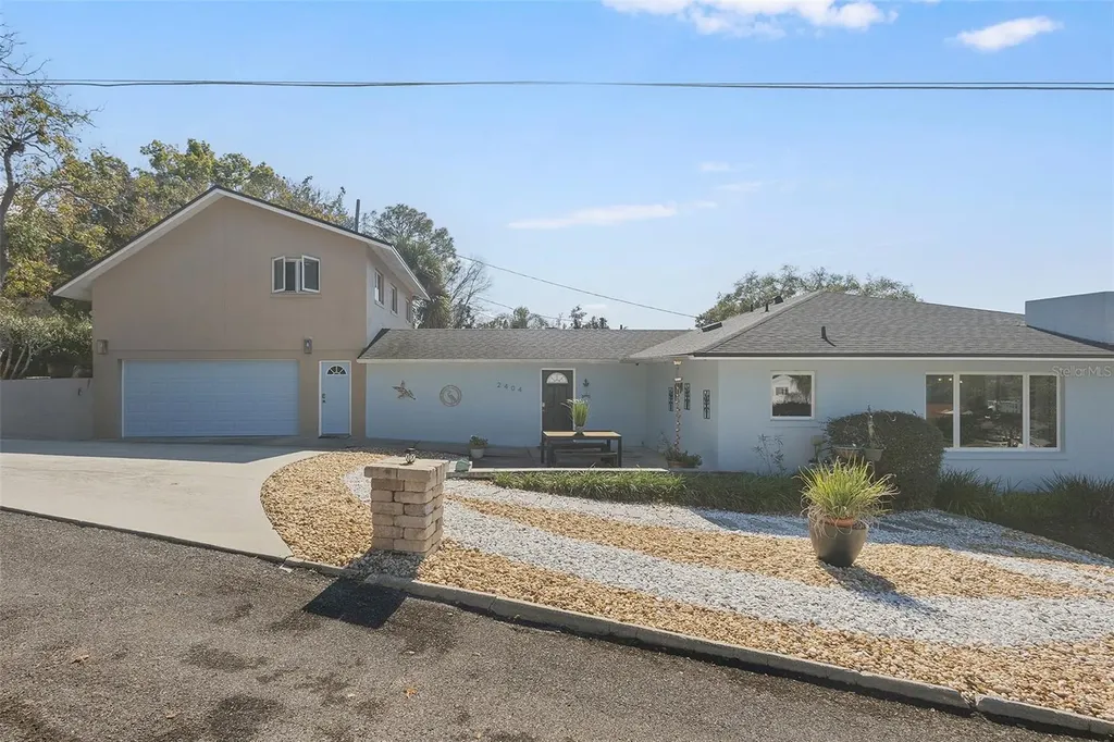 2404 Waycross Avenue Eustis FL 32726