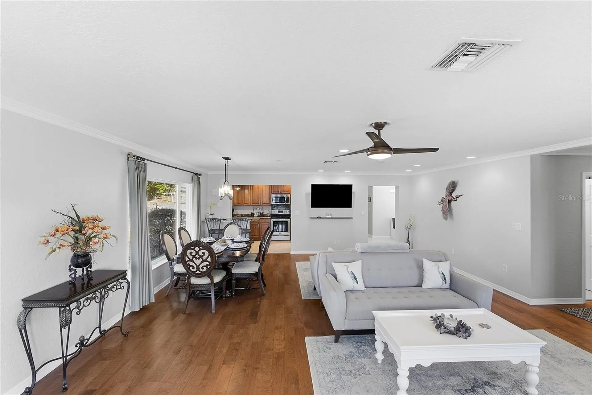 2404 Waycross Avenue Eustis FL 32726