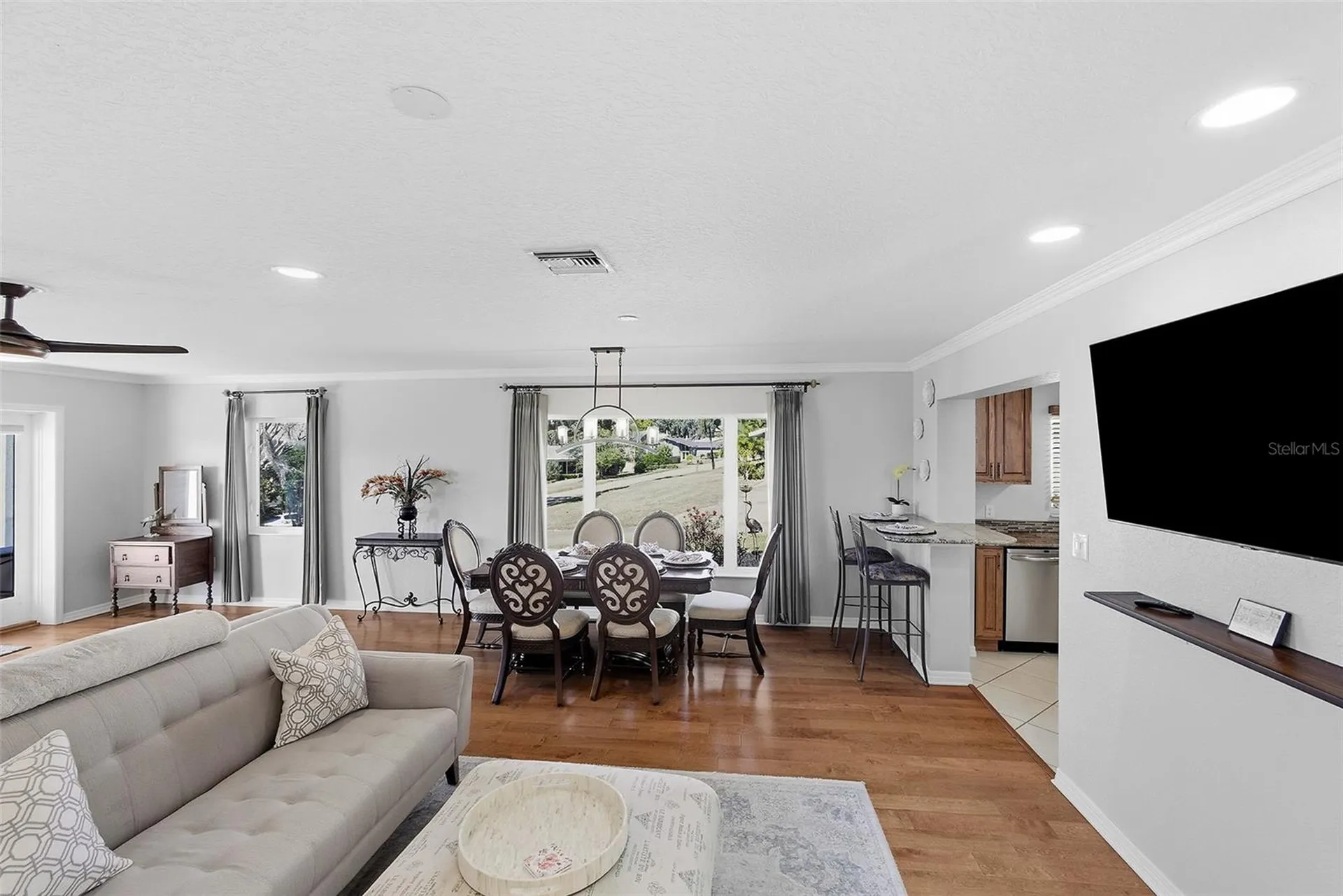 2404 Waycross Avenue Eustis FL 32726