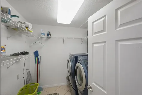 2404 Waycross Avenue Eustis FL 32726