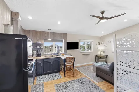 2404 Waycross Avenue Eustis FL 32726