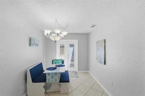 2404 Waycross Avenue Eustis FL 32726