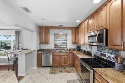 2404 Waycross Avenue Eustis FL 32726