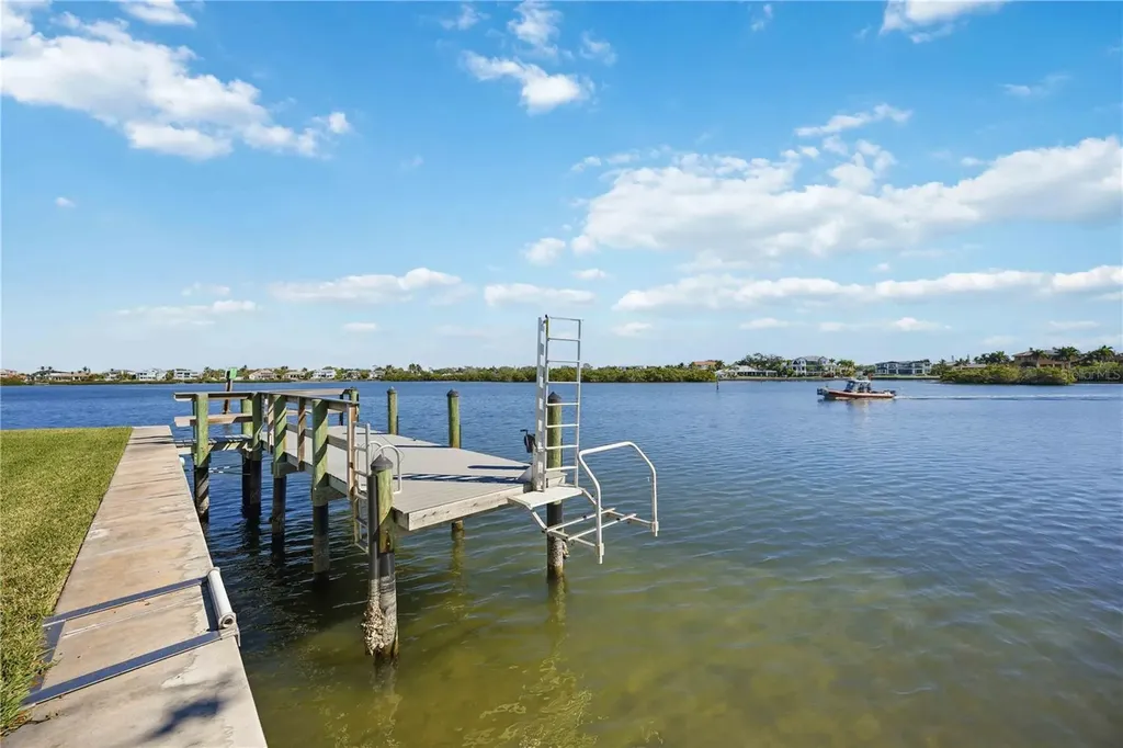 6005 Midnight Pass Road Sarasota FL 34242