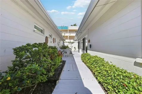6005 Midnight Pass Road Sarasota FL 34242