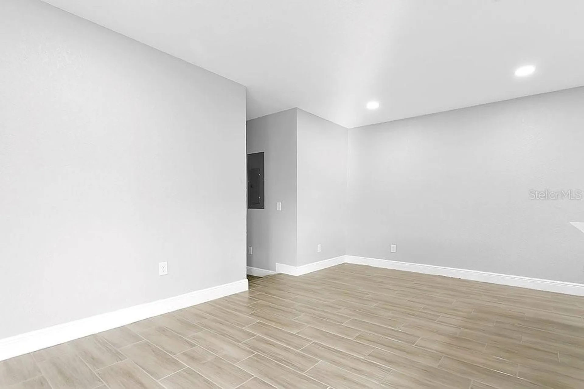 4823 Kathy Jo Terrace Orlando FL 32808