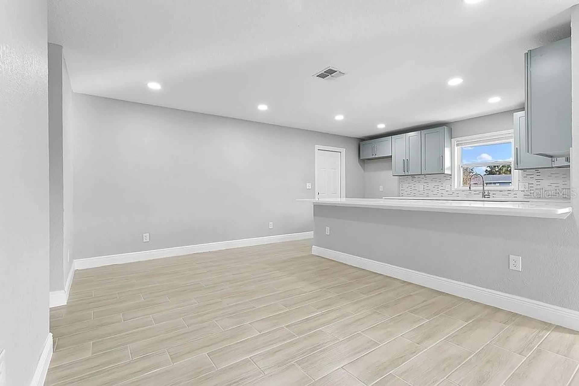 4823 Kathy Jo Terrace Orlando FL 32808
