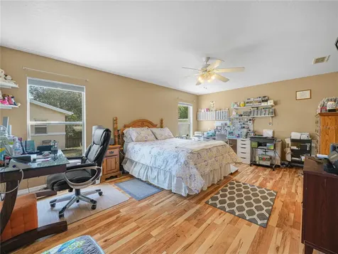 726 17th Street NE Winter Haven FL 33881