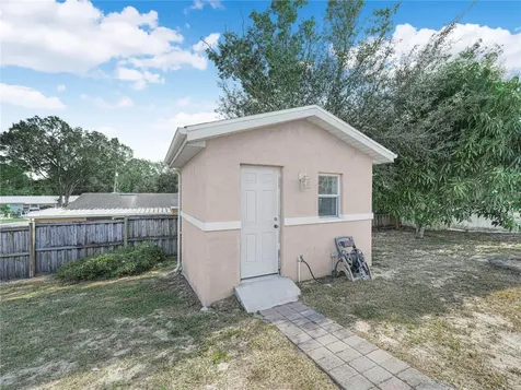 726 17th Street NE Winter Haven FL 33881