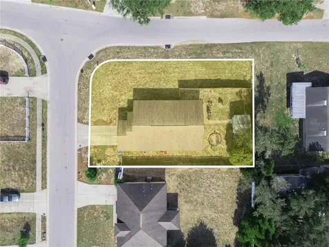 726 17th Street NE Winter Haven FL 33881