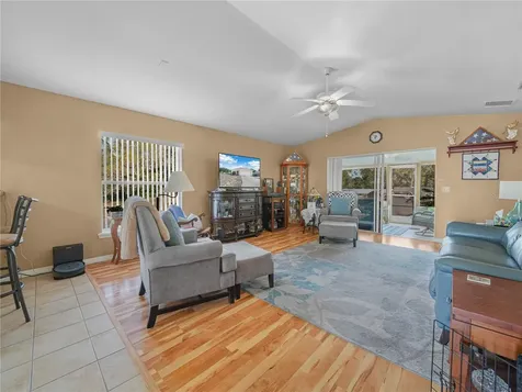 726 17th Street NE Winter Haven FL 33881