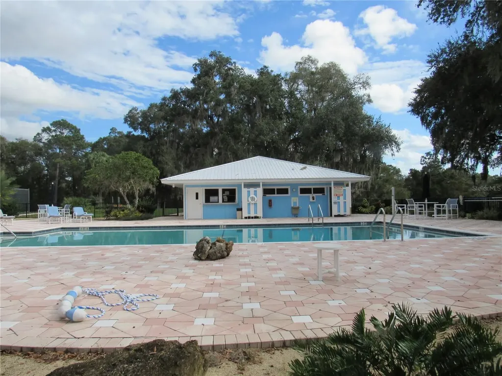 18956 SW 93rd Loop Dunnellon FL 34432