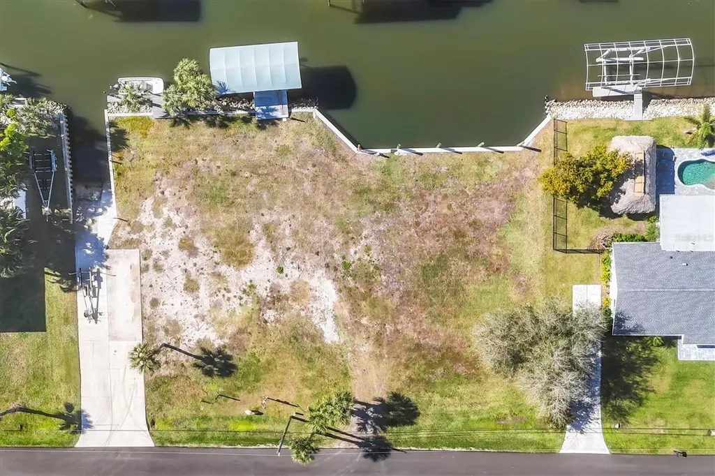 10484 Raymond Street Englewood FL 34224