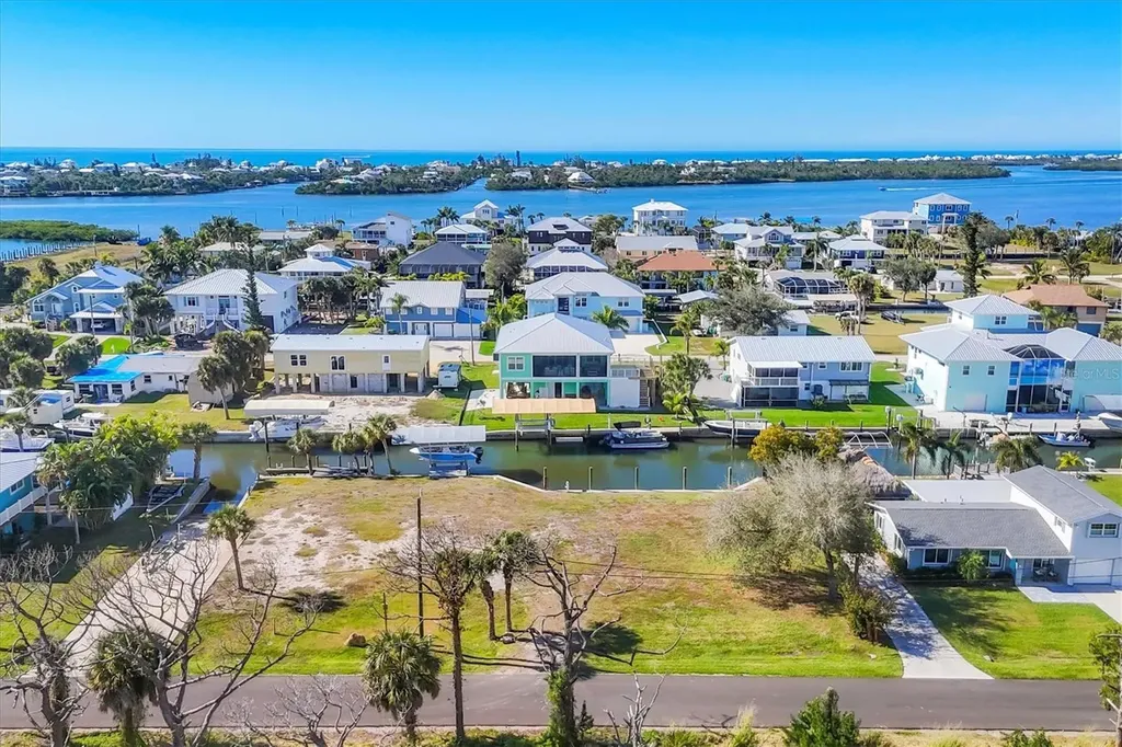 10484 Raymond Street Englewood FL 34224