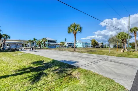 10484 Raymond Street Englewood FL 34224