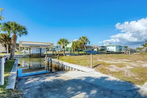 10484 Raymond Street Englewood FL 34224