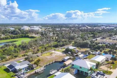 10484 Raymond Street Englewood FL 34224