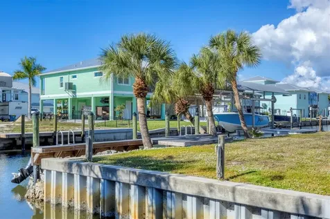 10484 Raymond Street Englewood FL 34224