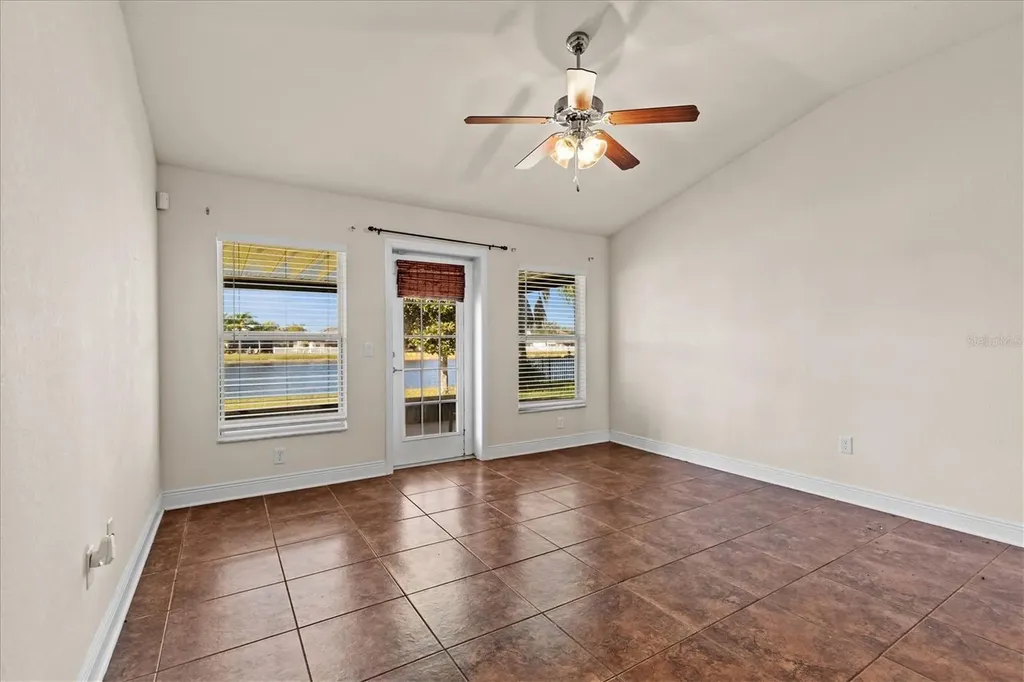 10827 Standing Stone Drive Wimauma FL 33598