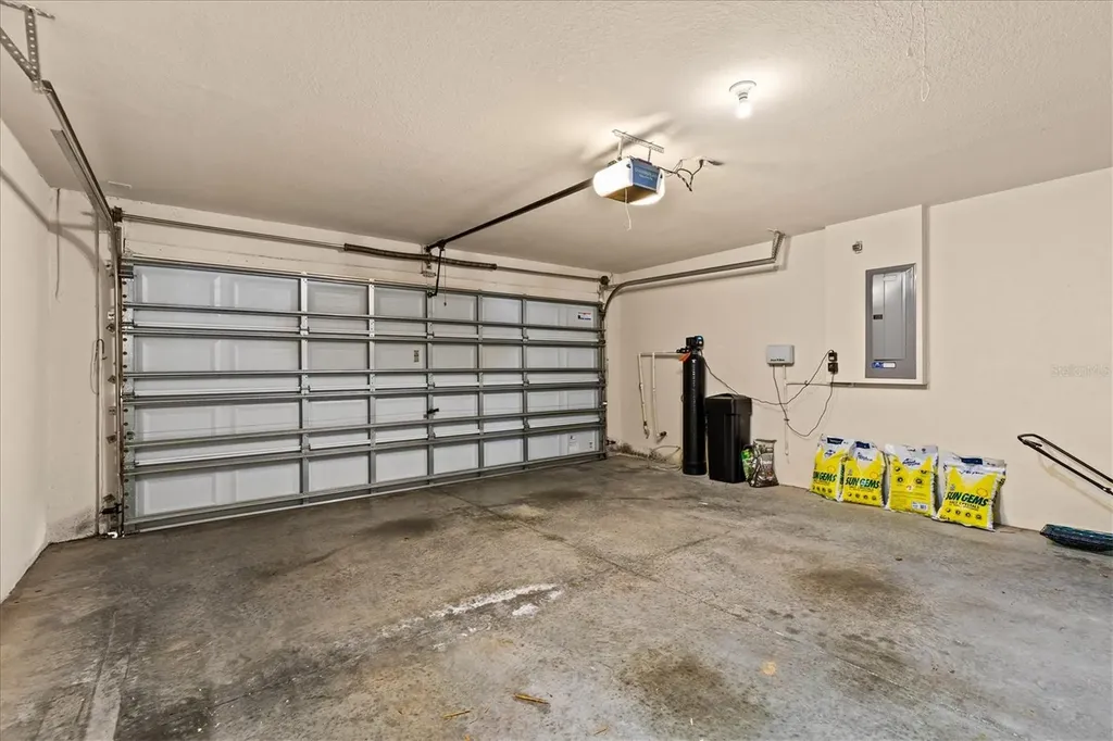 10827 Standing Stone Drive Wimauma FL 33598