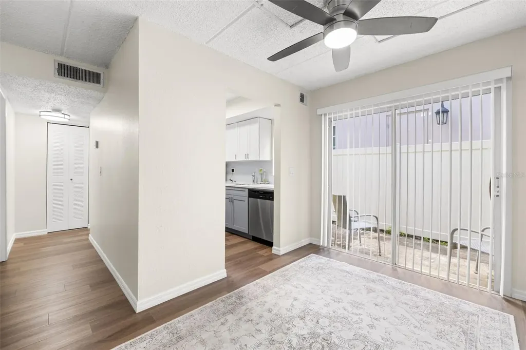 3206 W Azeele Street Tampa FL 33609
