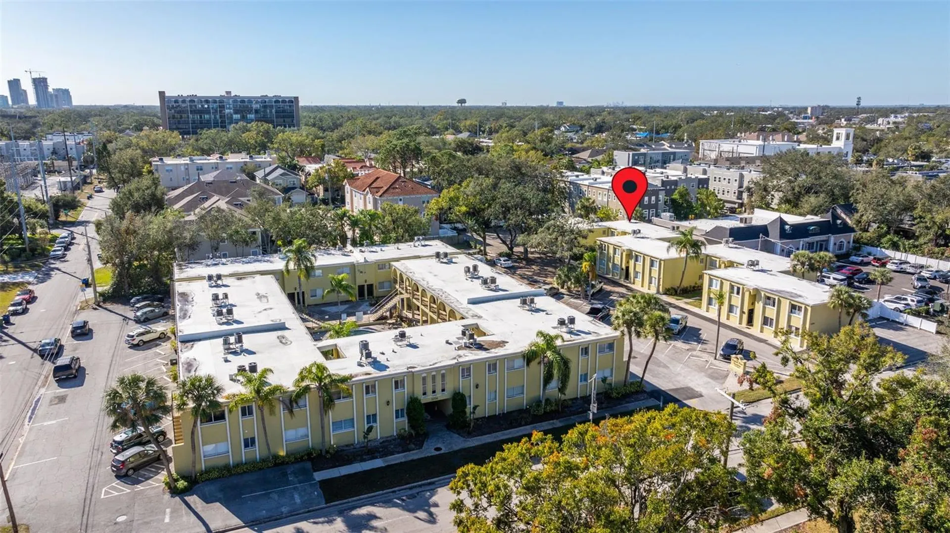 3206 W Azeele Street Tampa FL 33609