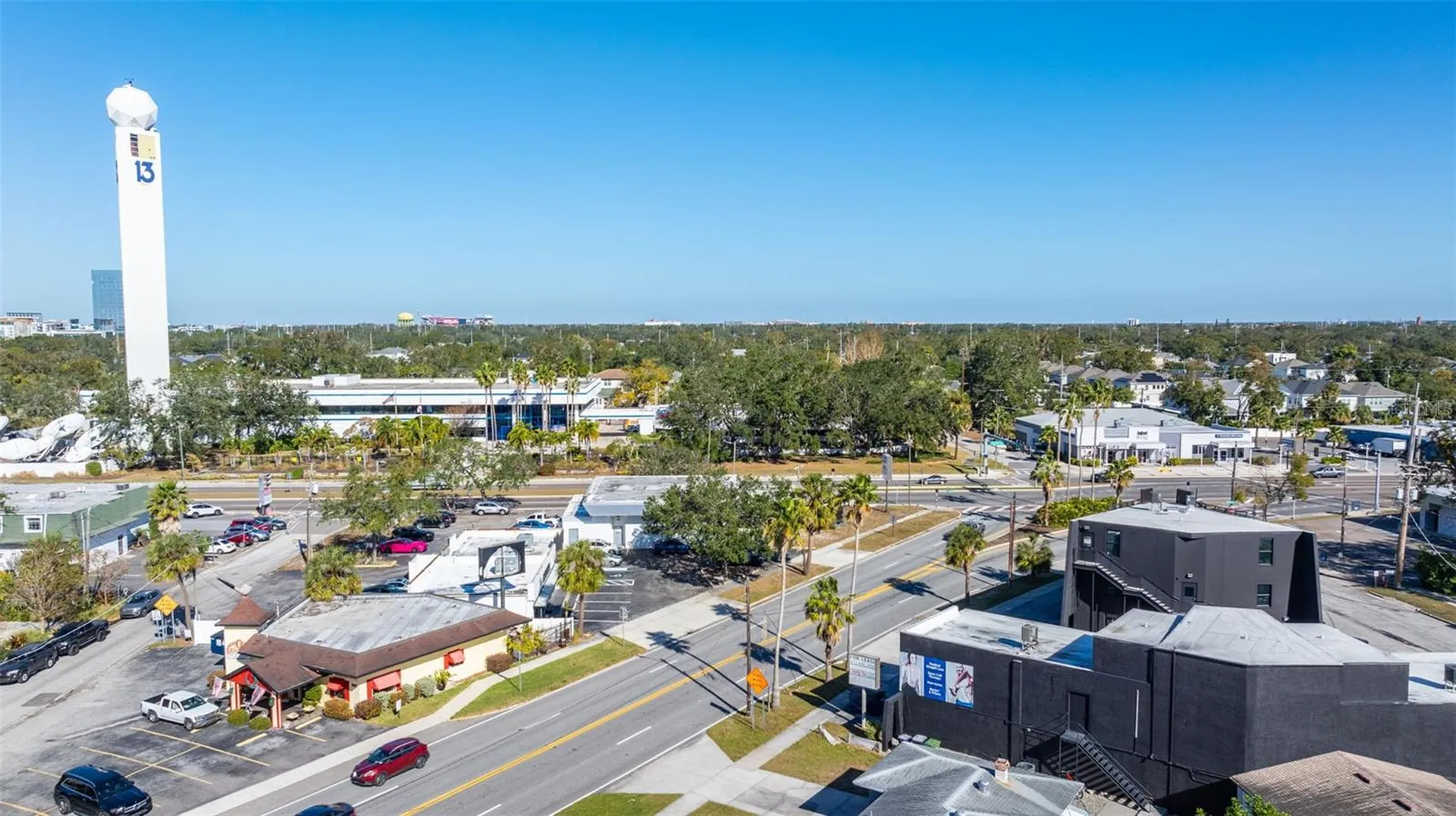 3206 W Azeele Street Tampa FL 33609