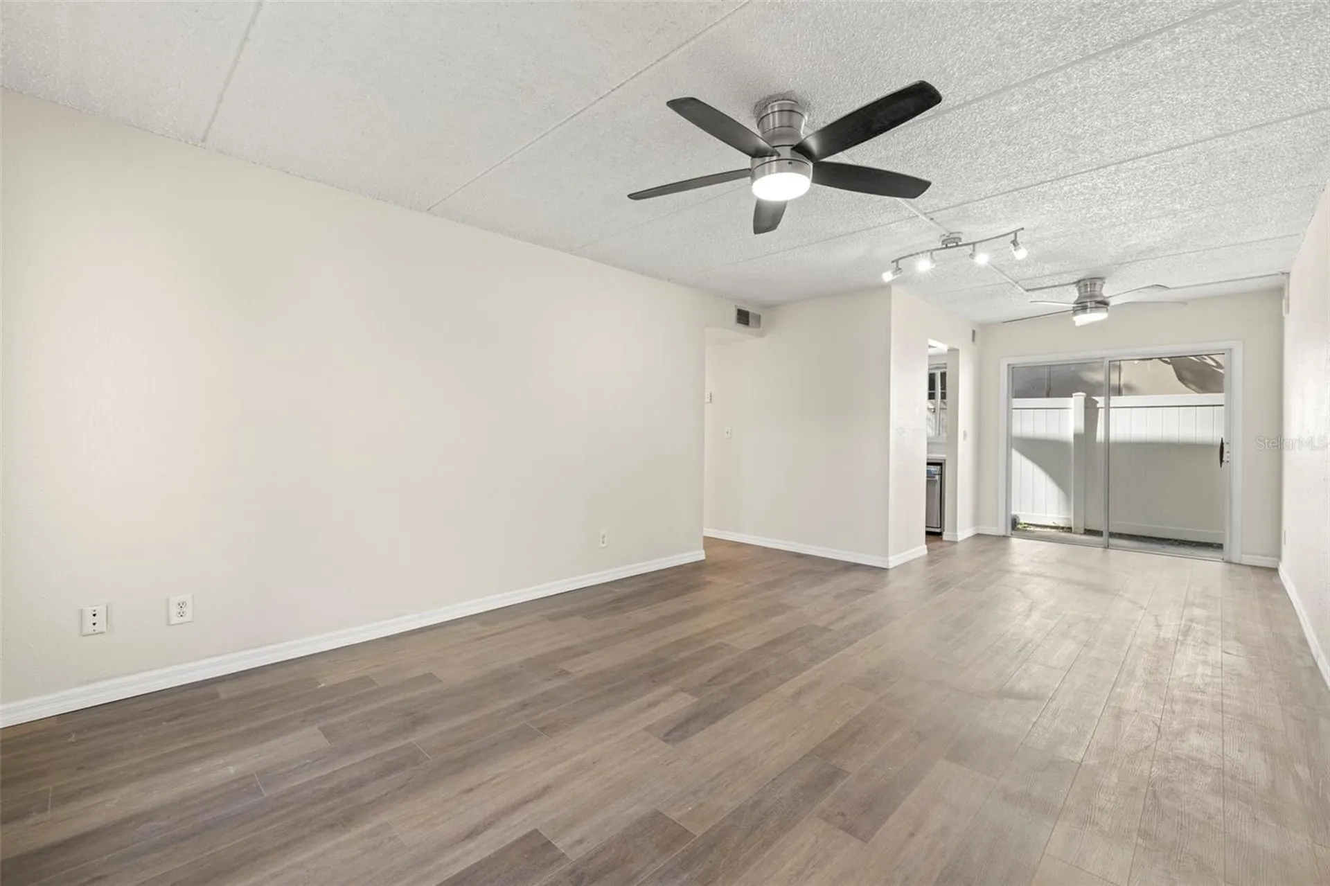 3206 W Azeele Street Tampa FL 33609