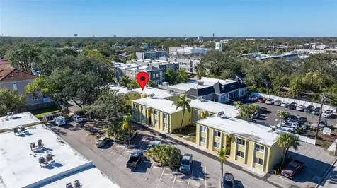 3206 W Azeele Street Tampa FL 33609