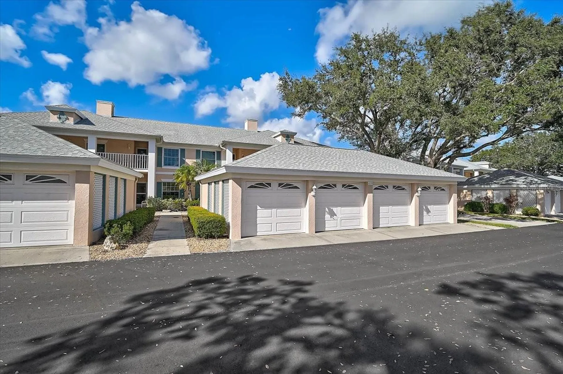 4219 Caddie Drive E Bradenton FL 34203