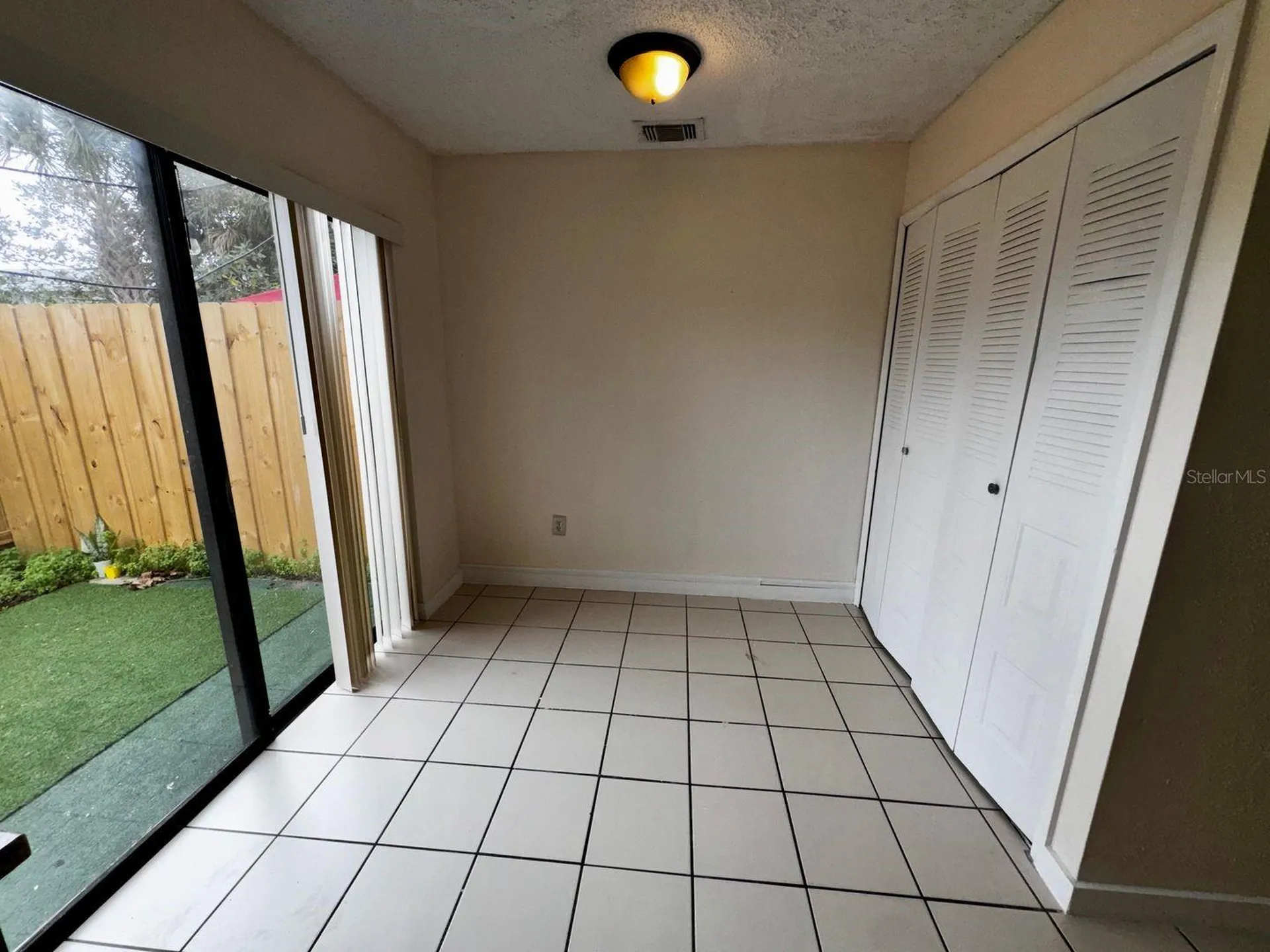 6246 S Bend Square Orlando FL 32807