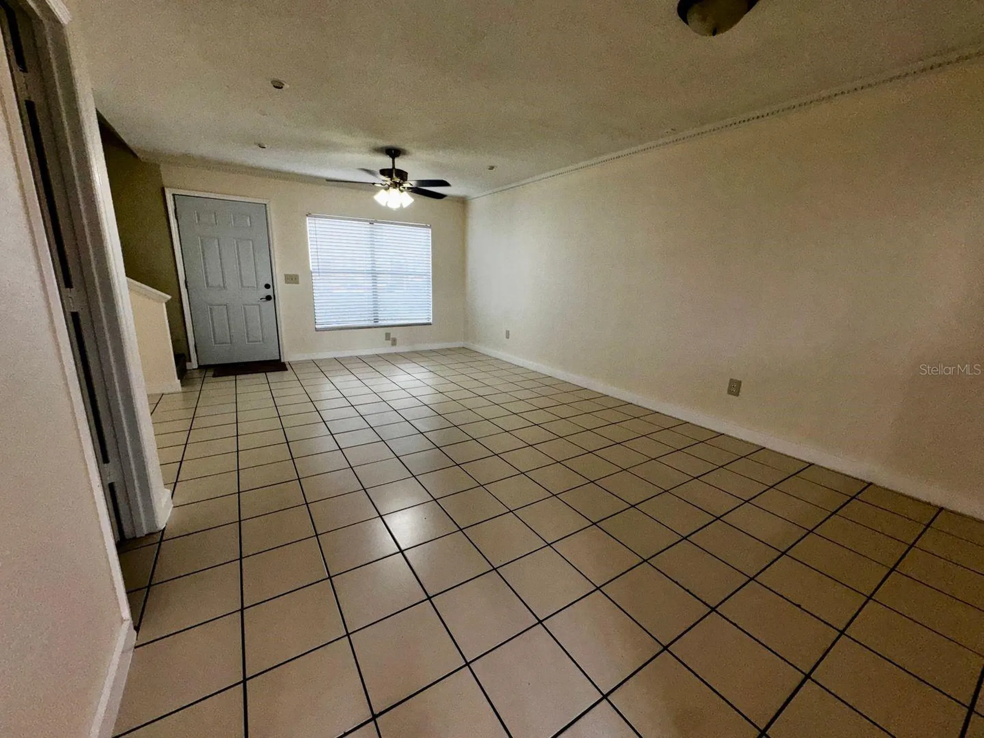 6246 S Bend Square Orlando FL 32807