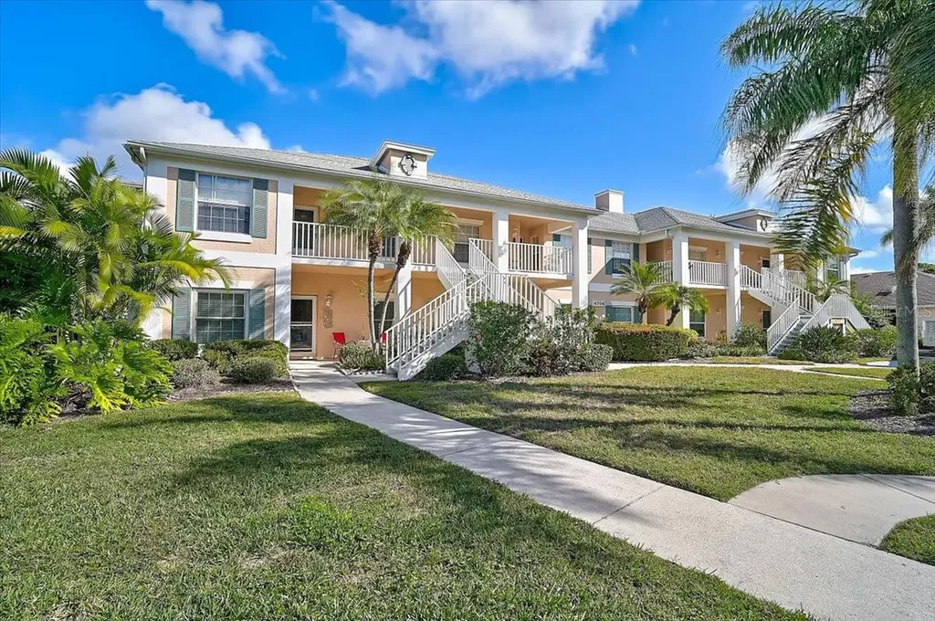 4706 Sand Trap Street Circle E Bradenton FL 34203