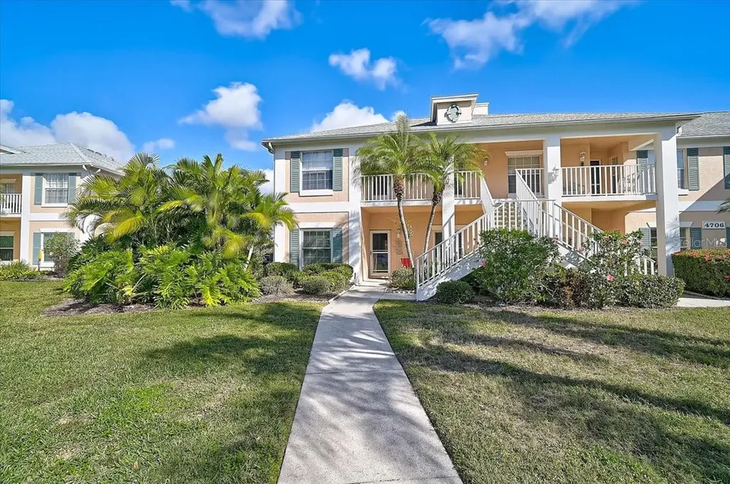 4706 Sand Trap Street Circle E Bradenton FL 34203