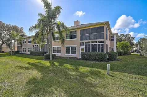 4706 Sand Trap Street Circle E Bradenton FL 34203
