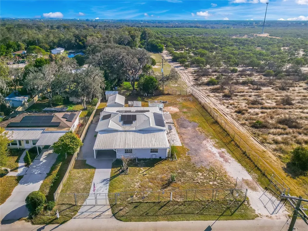501 Highland Drive Lake Wales FL 33898