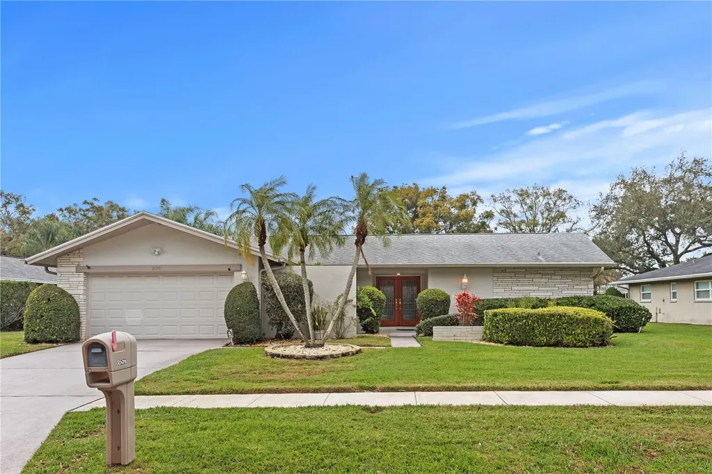 2656 Clubhouse Drive S Clearwater FL 33761