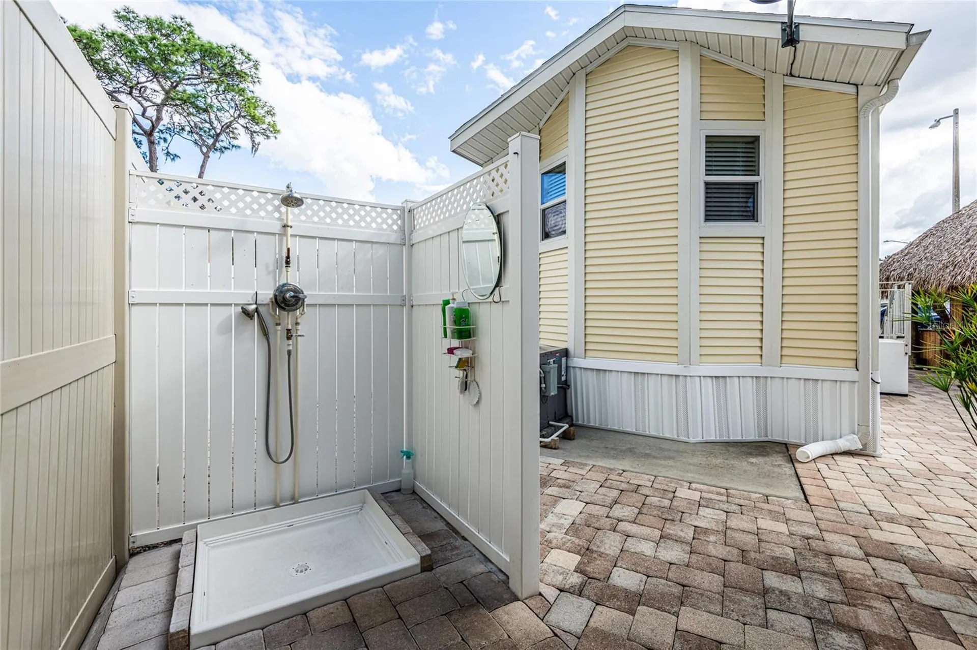 20300 Leonard Road Lutz FL 33558