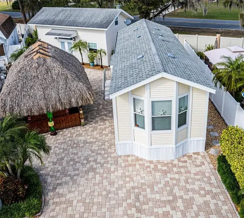 20300 Leonard Road Lutz FL 33558