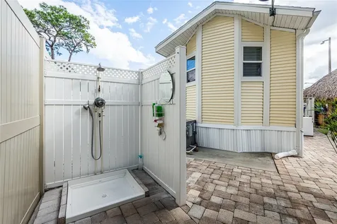 20300 Leonard Road Lutz FL 33558